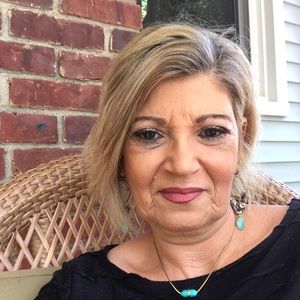 Meet your Posher, Rhona